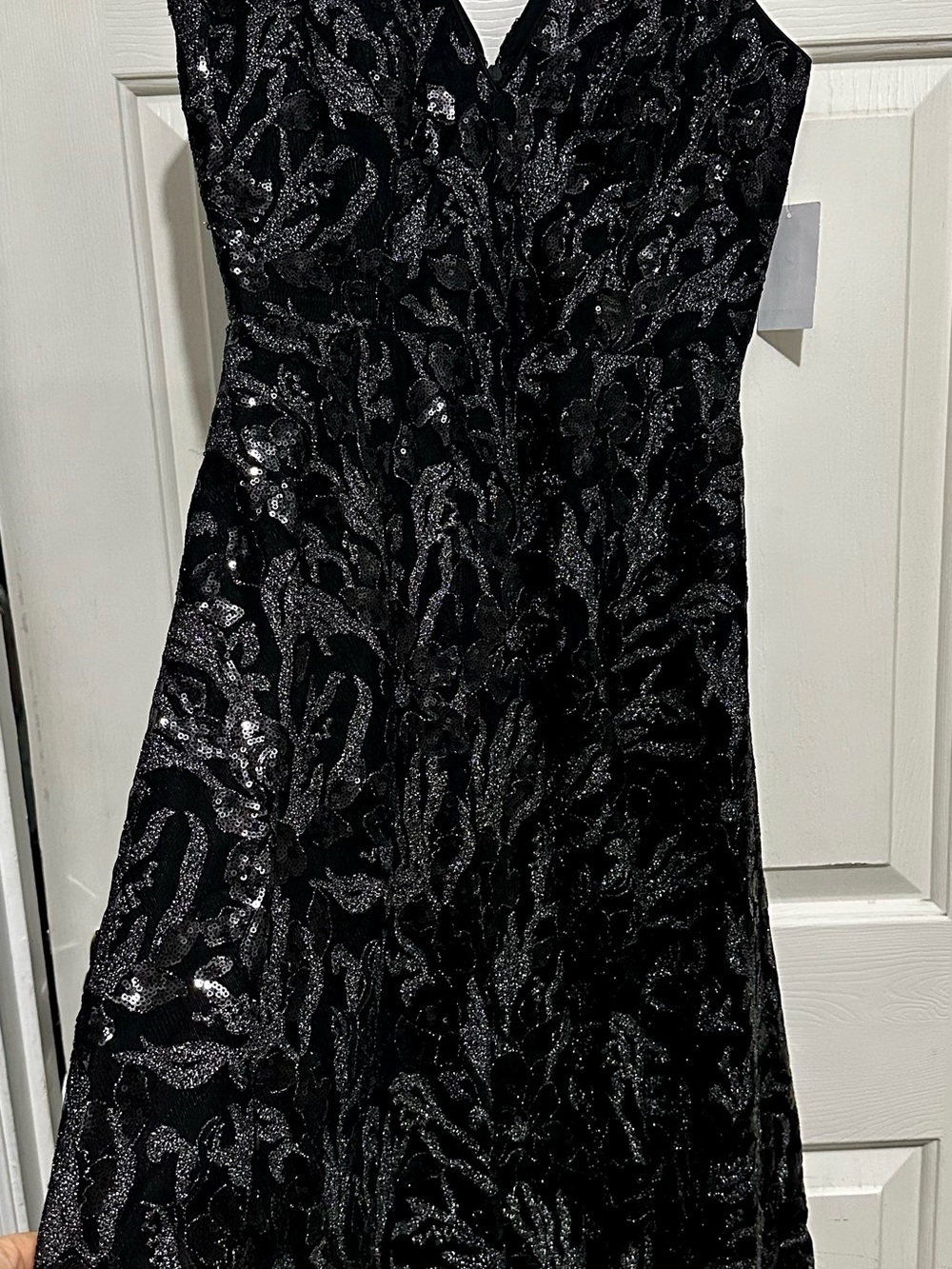 Dress the Population Black V-Neck NWT Midi Dress - Picture 6 of 11